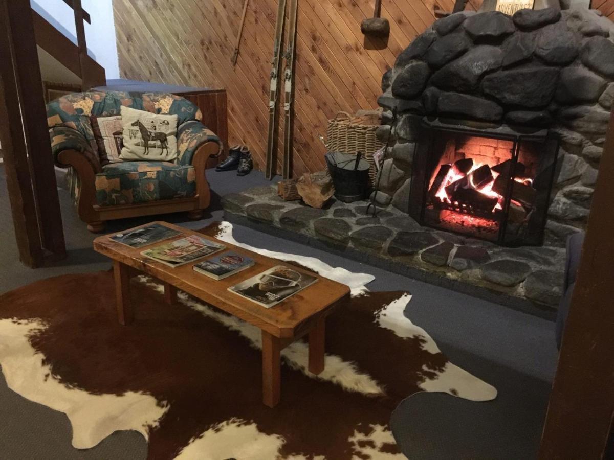 Adventure Lodge And Motels And Tongariro Crossing Track Transport National Park Esterno foto