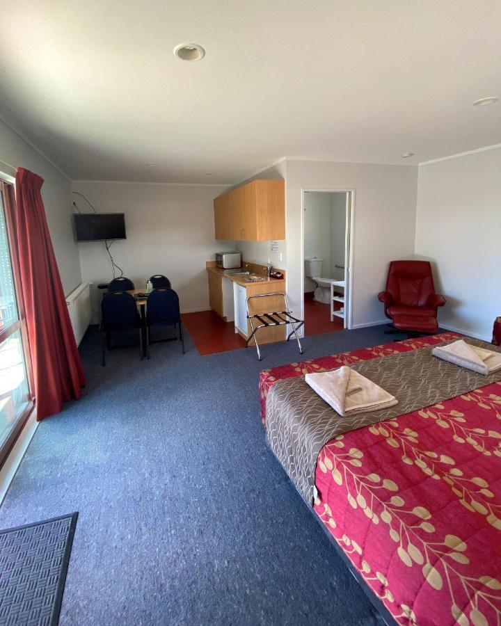 Adventure Lodge And Motels And Tongariro Crossing Track Transport National Park Esterno foto