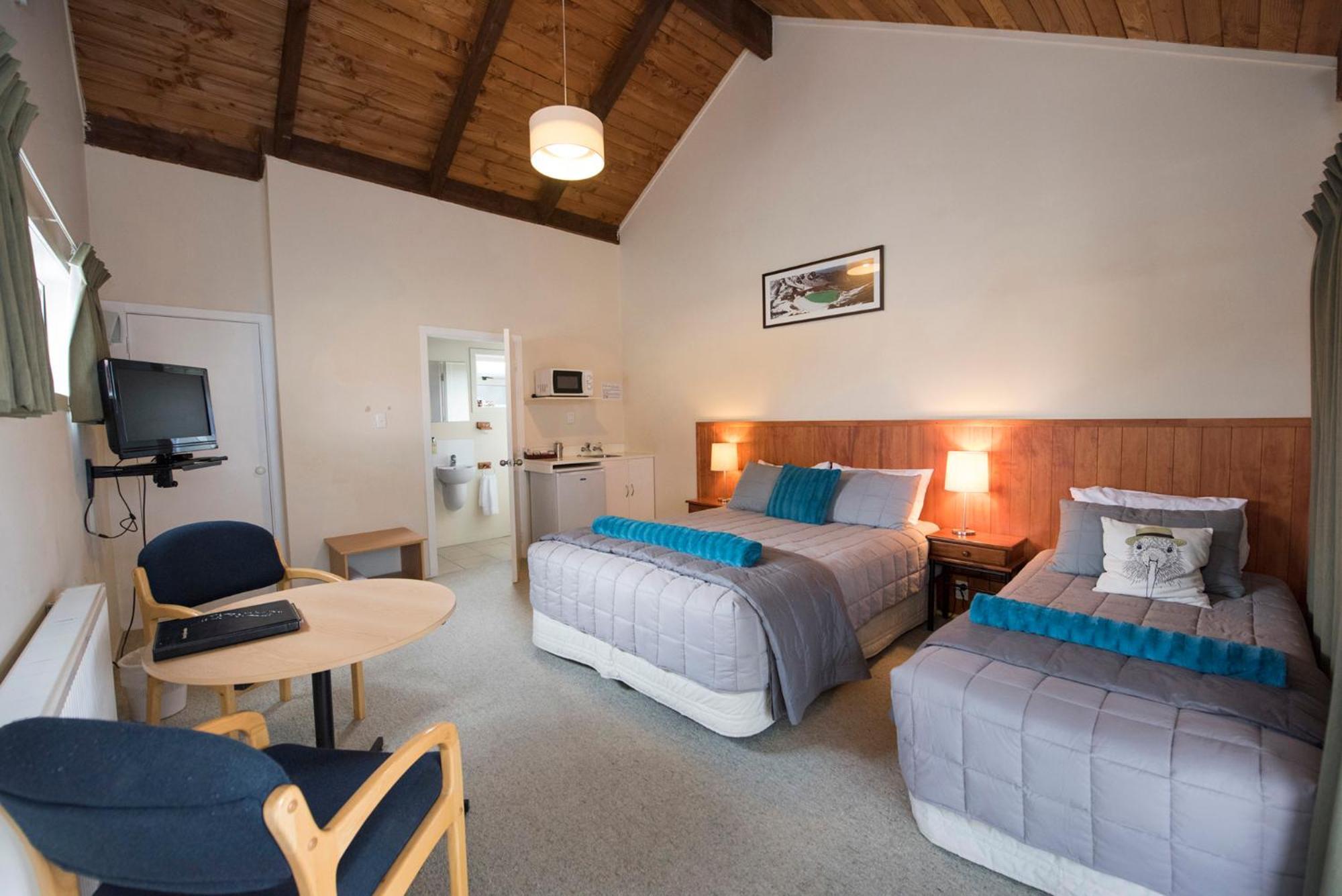 Adventure Lodge And Motels And Tongariro Crossing Track Transport National Park Esterno foto