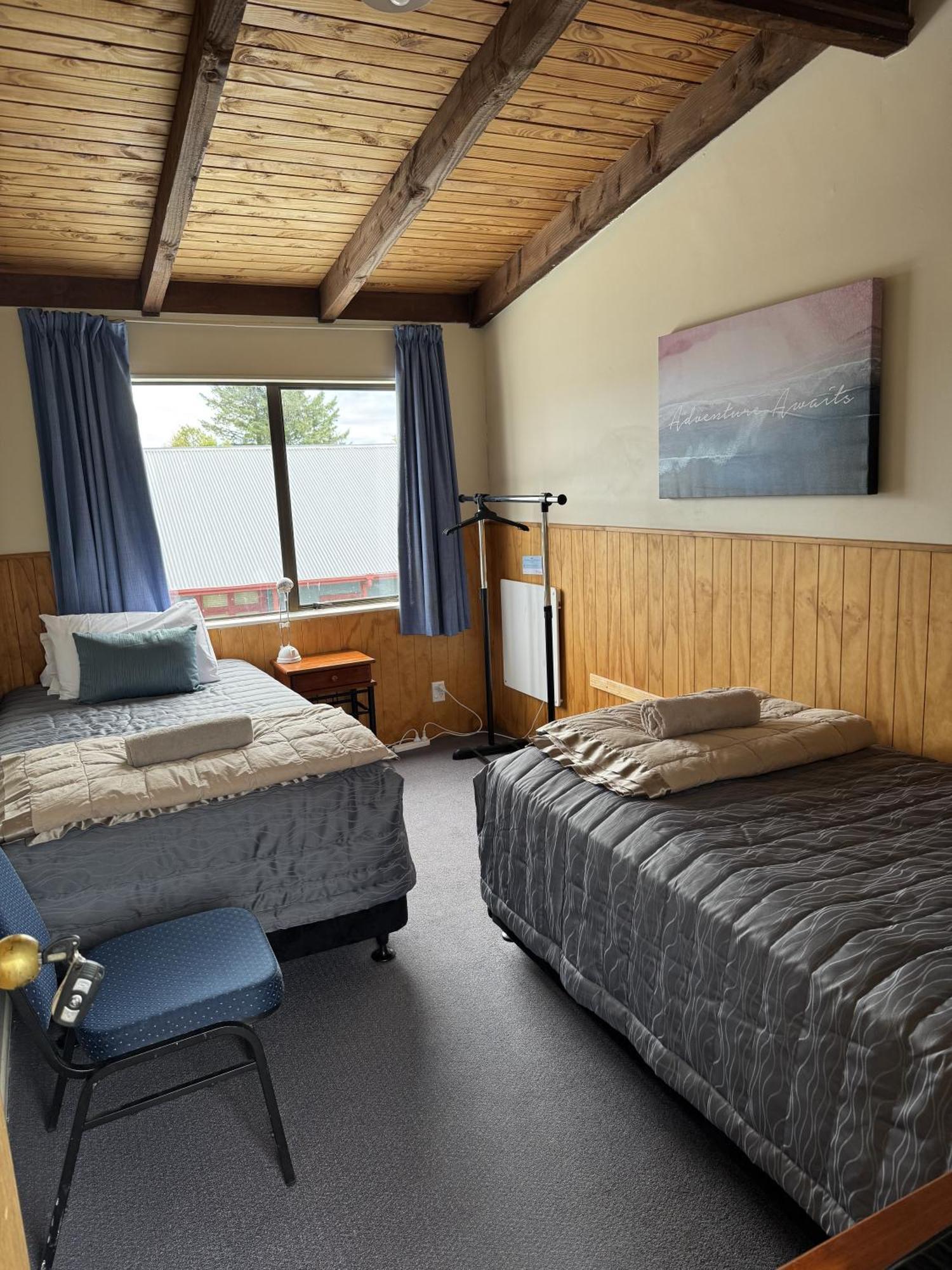 Adventure Lodge And Motels And Tongariro Crossing Track Transport National Park Esterno foto